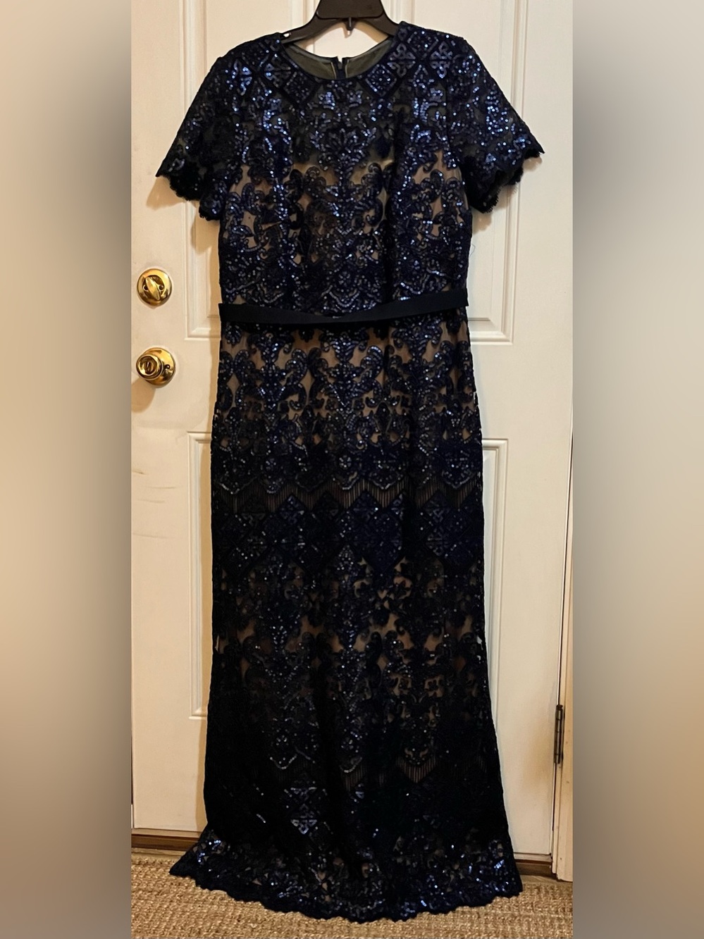 Tadashi Shoji Billie Dress Midnight Navy Blue Lace & Sequins -Size 14 EUC - Picture 2 of 9